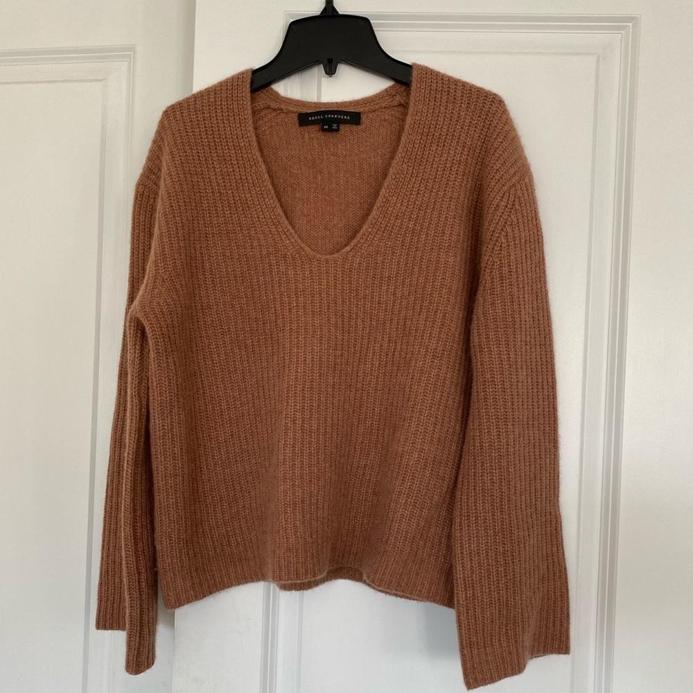 100% Cashmere wide sleeve sweater XS/S